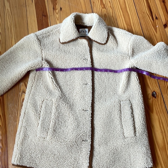 Zara teddy Sherpa coat. - Picture 7 of 8